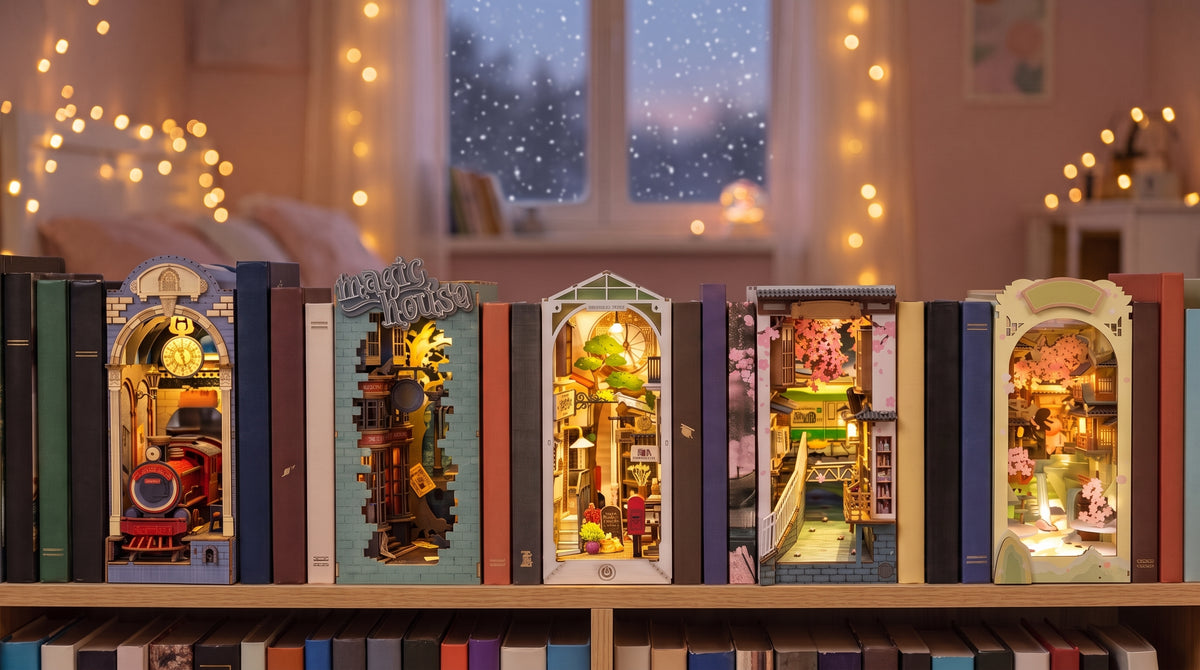 🚂 The Time Traveler's Station Book Nook